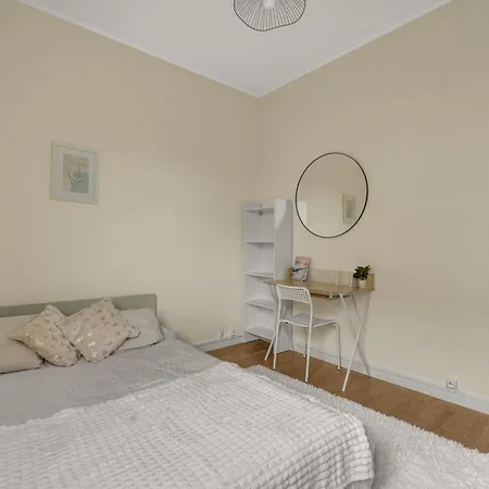Appartement Et Petit Box Proche Metro Et Gare
